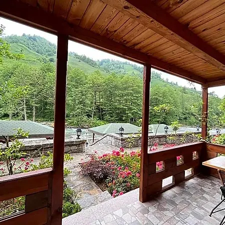 Hotel Teona & Restaurant