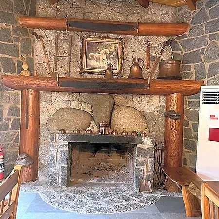 Teona & Restaurant Hotel