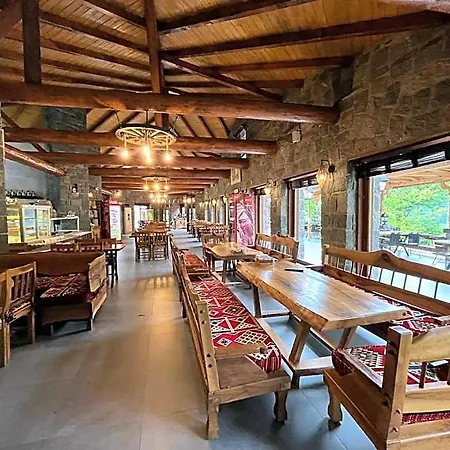 Teona & Restaurant