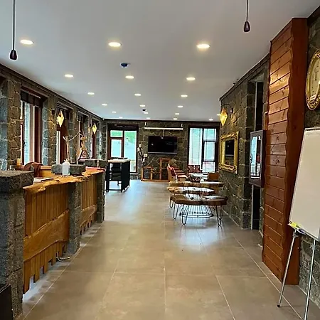 Teona & Restaurant