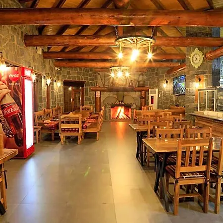 Teona & Restaurant *